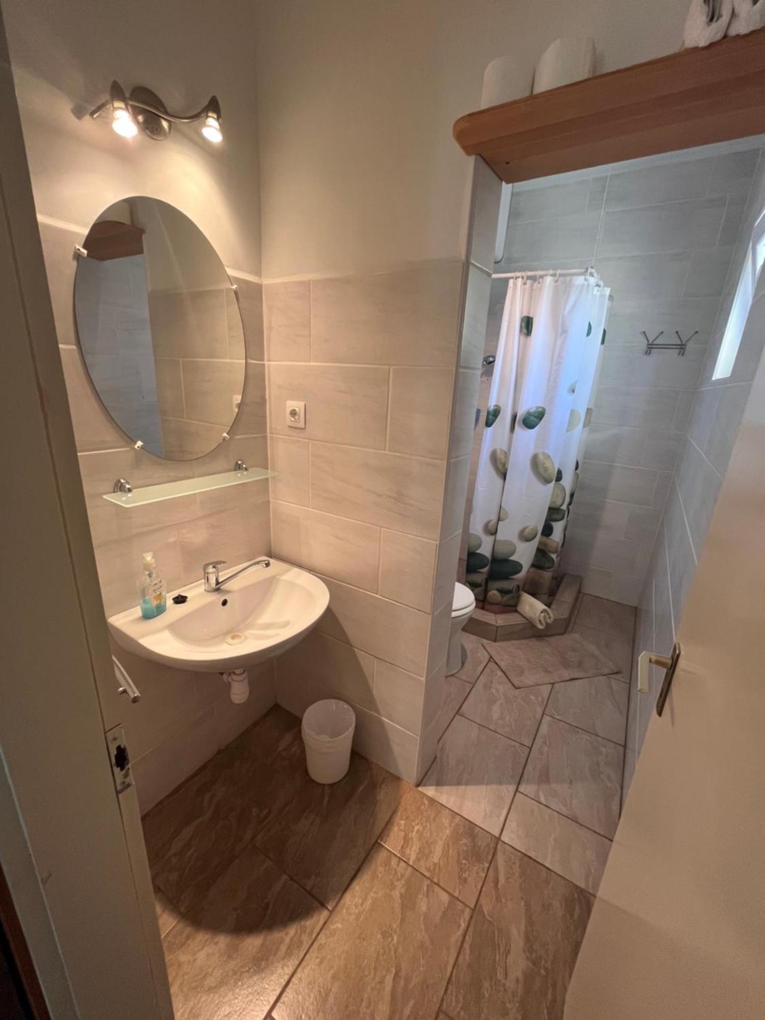 Abigel Apartman Морахалом Экстерьер фото