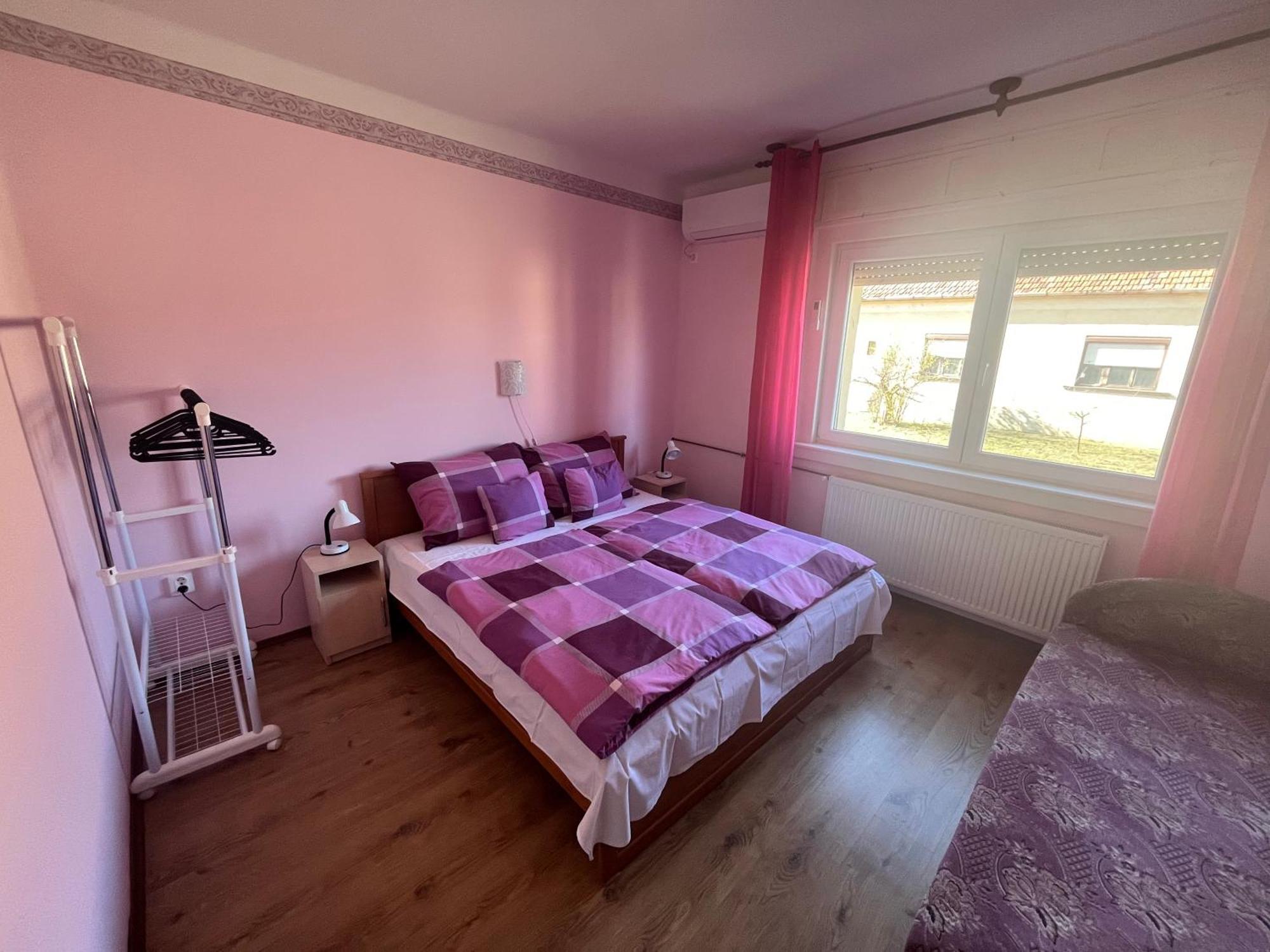 Abigel Apartman Морахалом Экстерьер фото