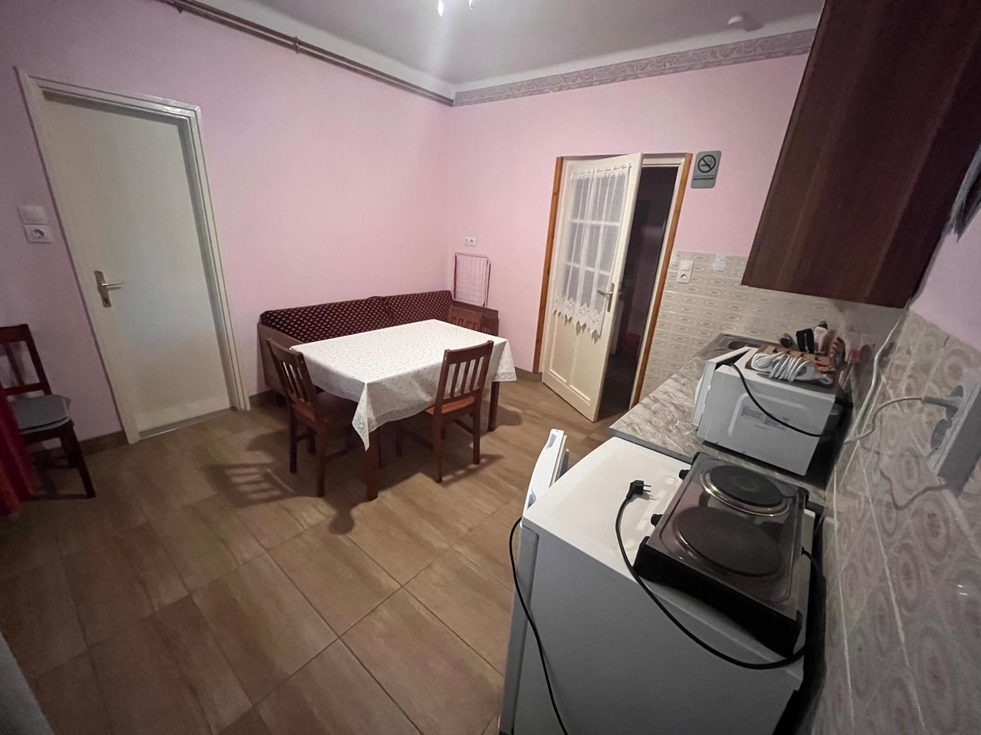 Abigel Apartman Морахалом Экстерьер фото