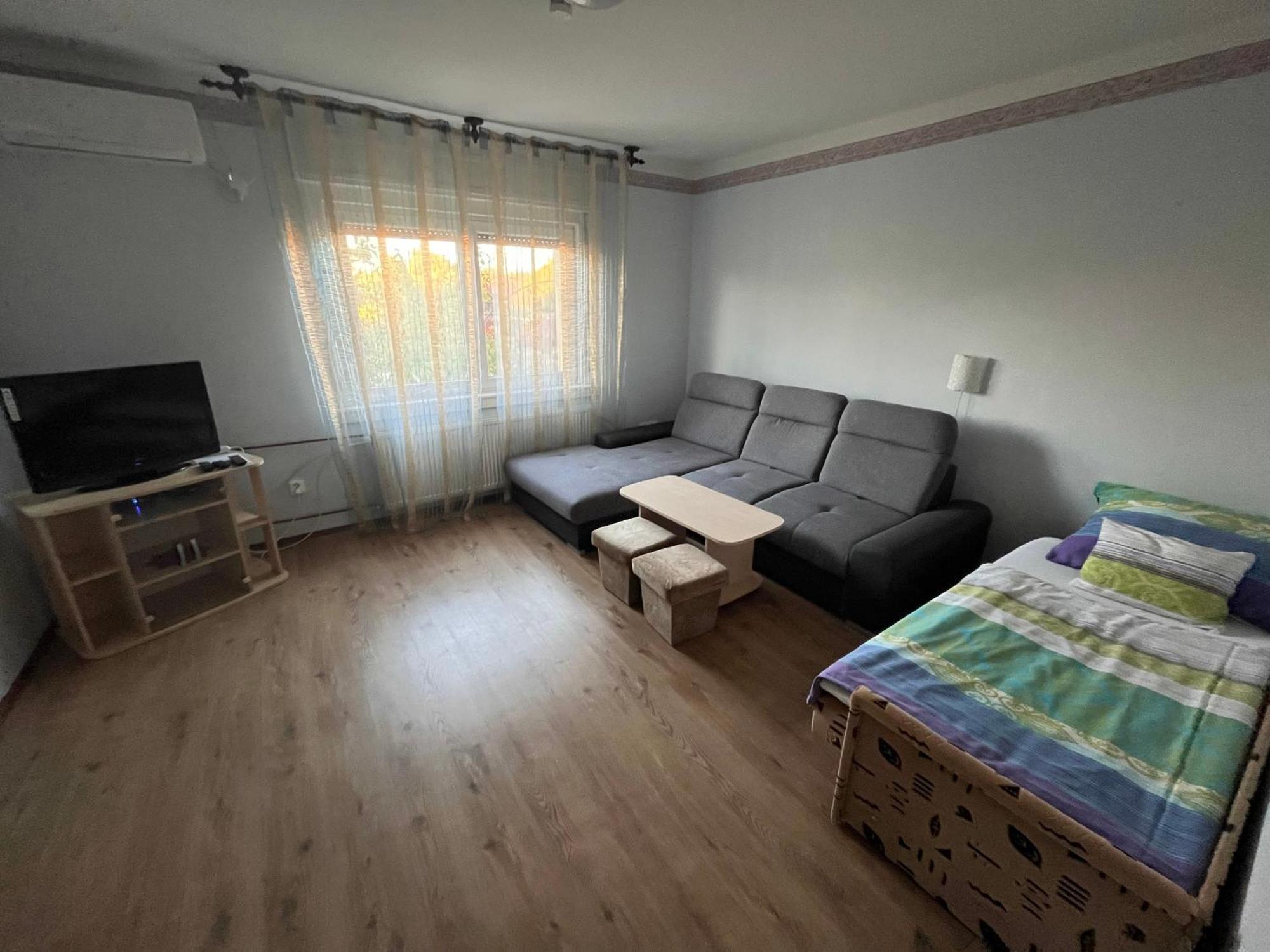 Abigel Apartman Морахалом Экстерьер фото